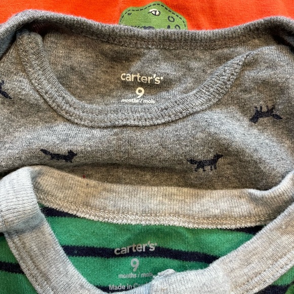 Lot of 6 long sleeve onesies - Picture 2 of 2